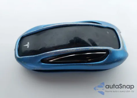 2016 Tesla Model X 60D/70D/75D/90D/P100D из США, поврежденный, VIN 5YJXCBE22GF003831